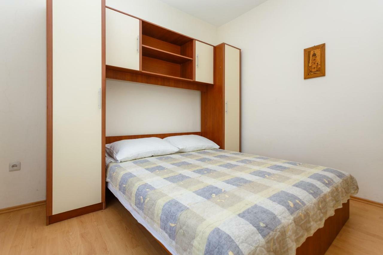 Apartman Jezevac 크르크 외부 사진