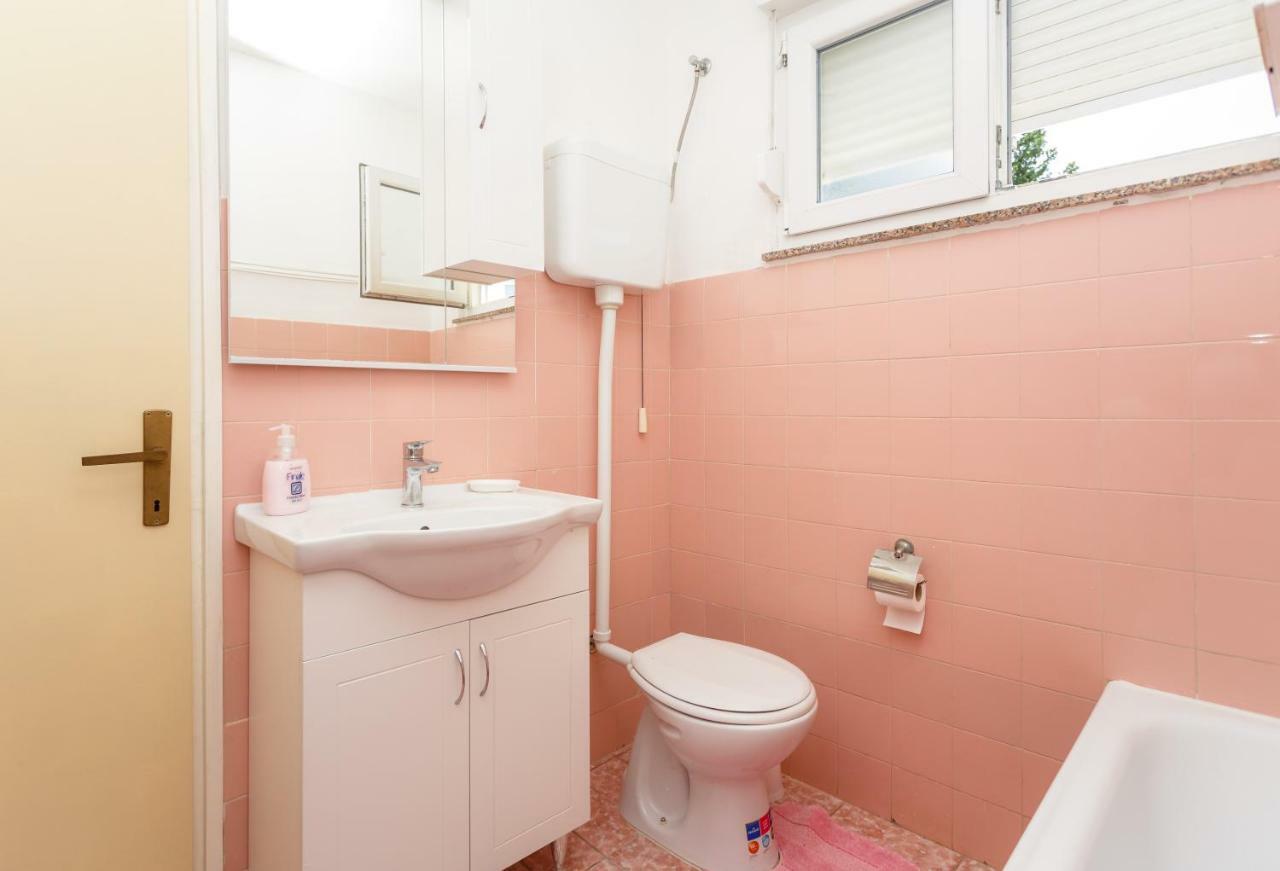 Apartman Jezevac 크르크 외부 사진