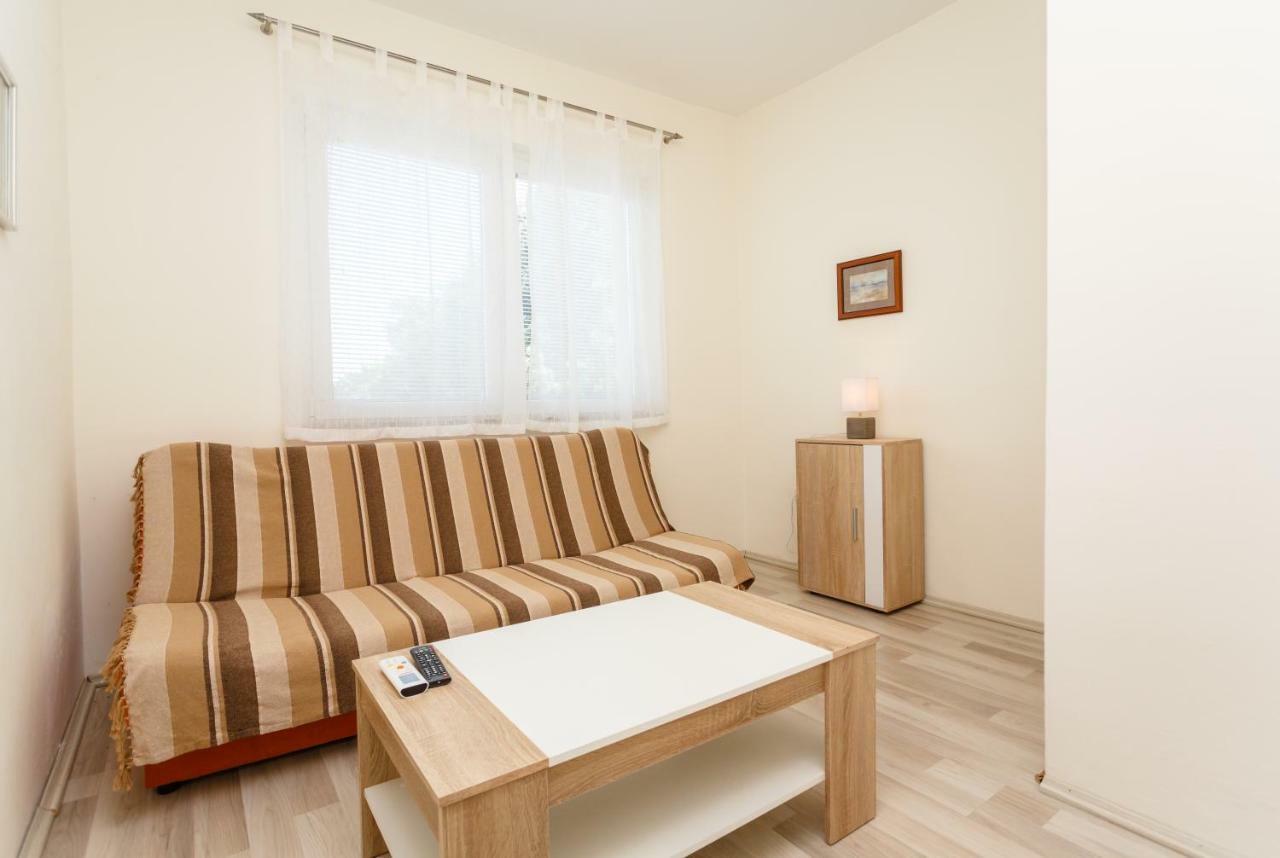 Apartman Jezevac 크르크 외부 사진