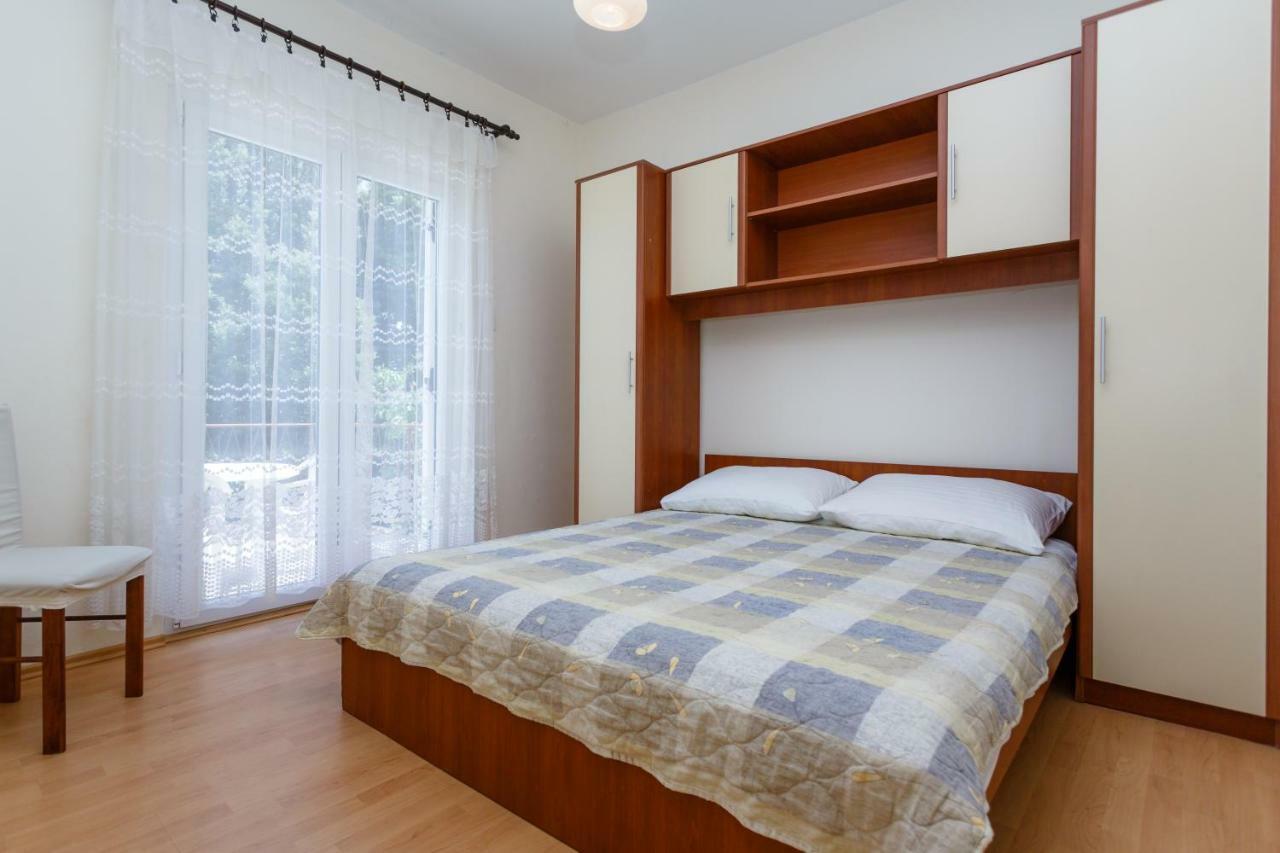 Apartman Jezevac 크르크 외부 사진