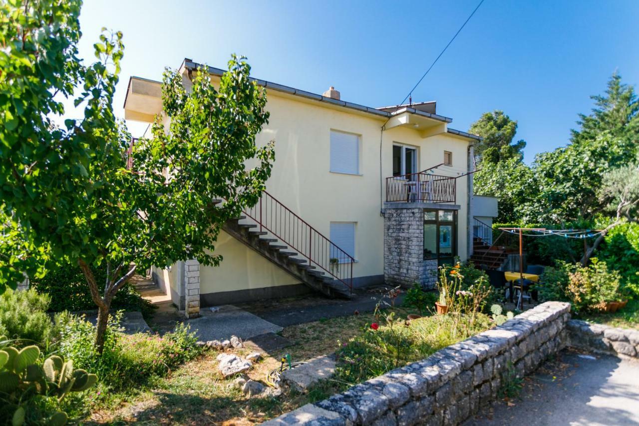 Apartman Jezevac 크르크 외부 사진